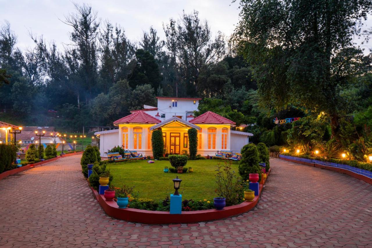 Gostops Ooty Buitenkant foto