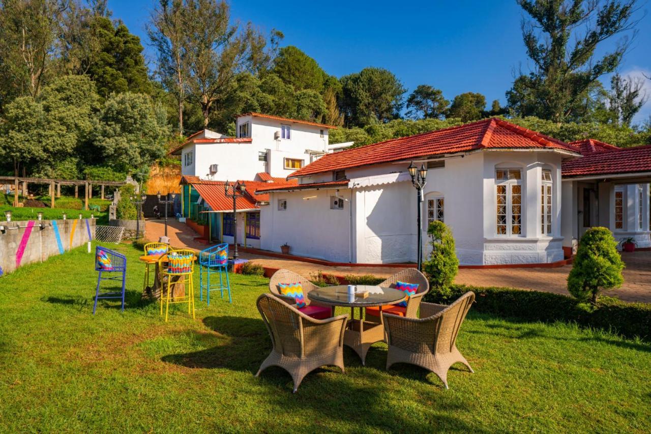 Gostops Ooty Buitenkant foto
